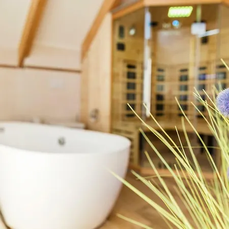 Haus Meeresleuchten Mit Sauna- Und Erlebnisbadnutzung Sellin  Exterior photo