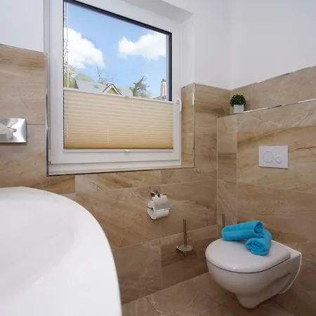 Haus Meeresleuchten Mit Sauna- Und Erlebnisbadnutzung Sellin  Exterior photo